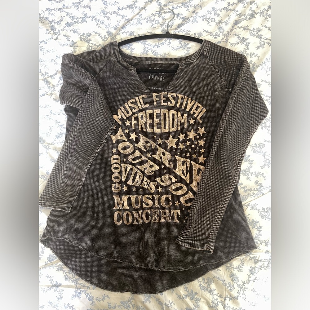 grey long sleeve top
